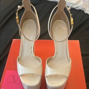 Valentino Women's Cream Platform Heels